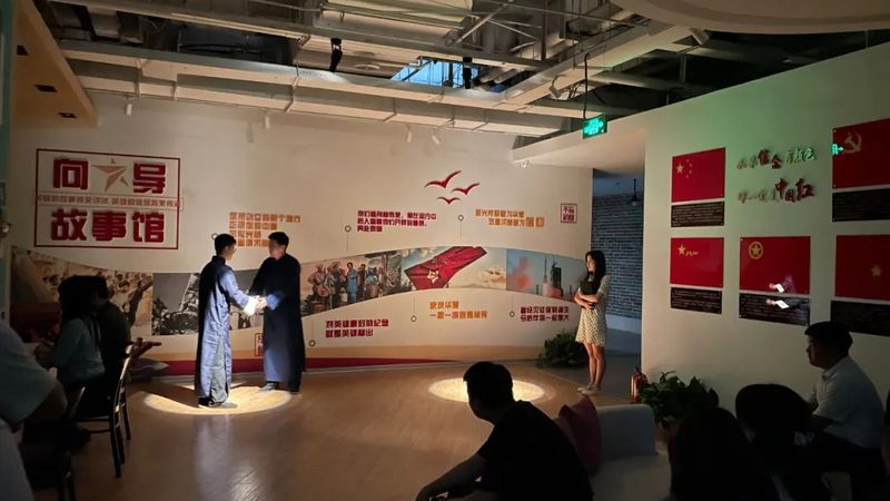 理论知识是基础，但实际操作更为重要。可以通过以下途径进行实践：